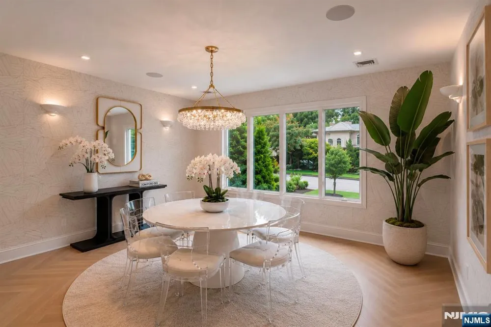 35 Jane Drive Englewood Cliffs, NJ 07632