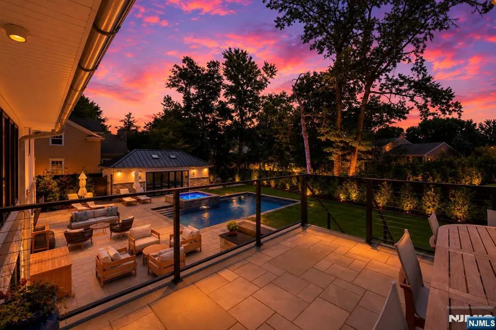 35 Jane Drive Englewood Cliffs, NJ 07632