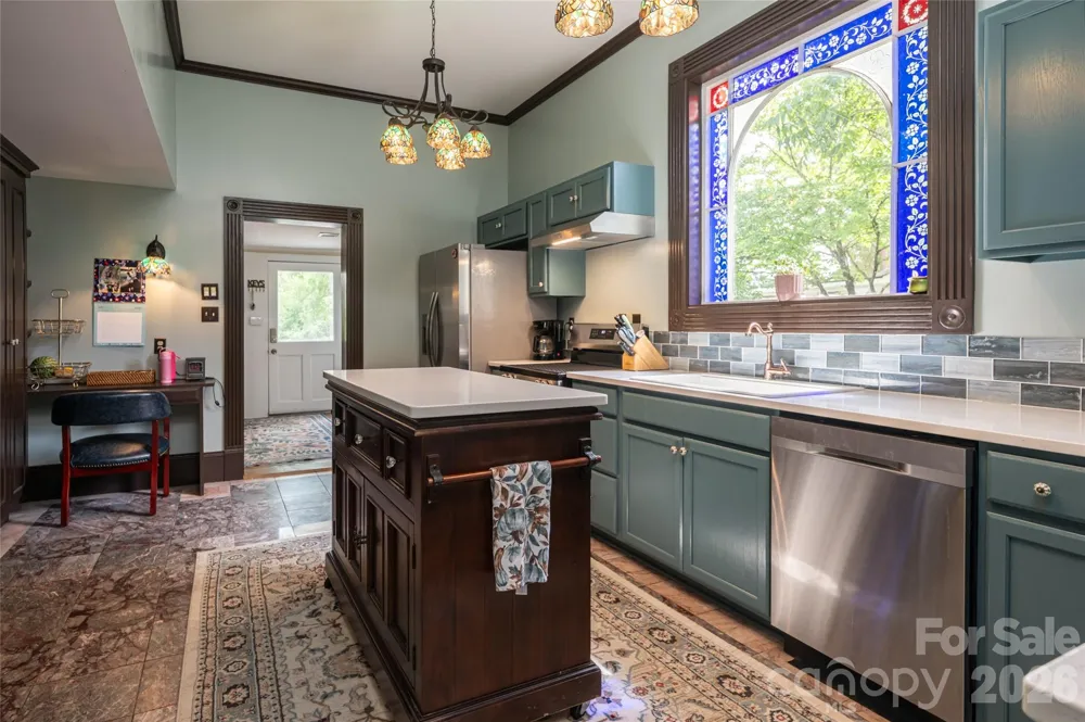411 W Union Street Morganton, NC 28655