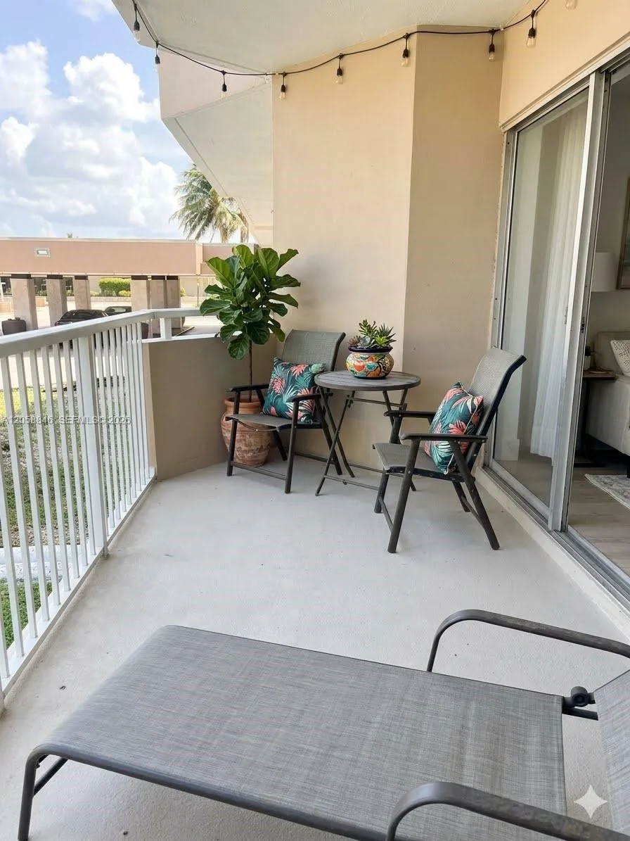 1980 S Ocean Dr #MK Hallandale Beach, FL 33009