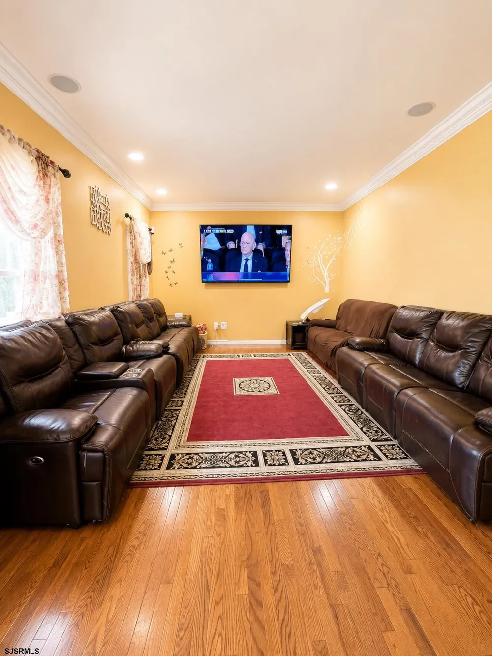 5 Renaissance Dr Mays Landing, NJ 08330