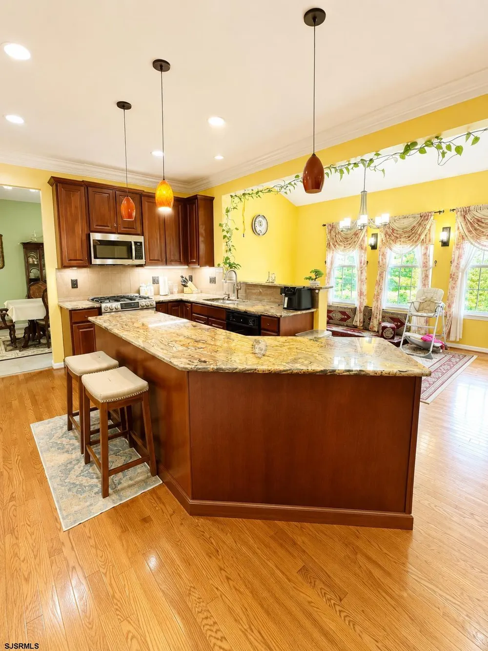 5 Renaissance Dr Mays Landing, NJ 08330