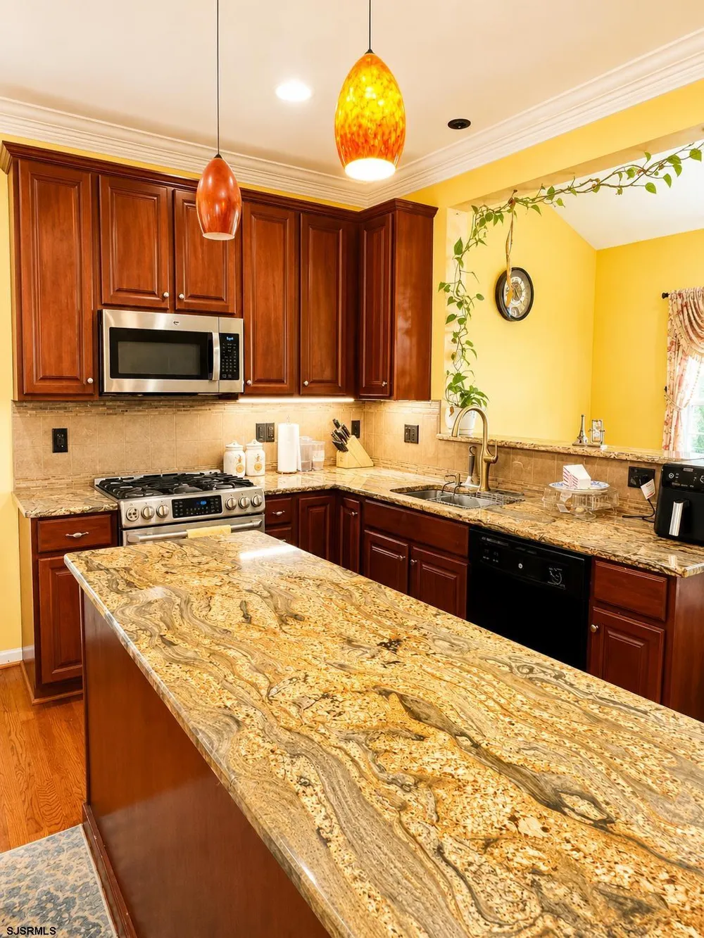 5 Renaissance Dr Mays Landing, NJ 08330