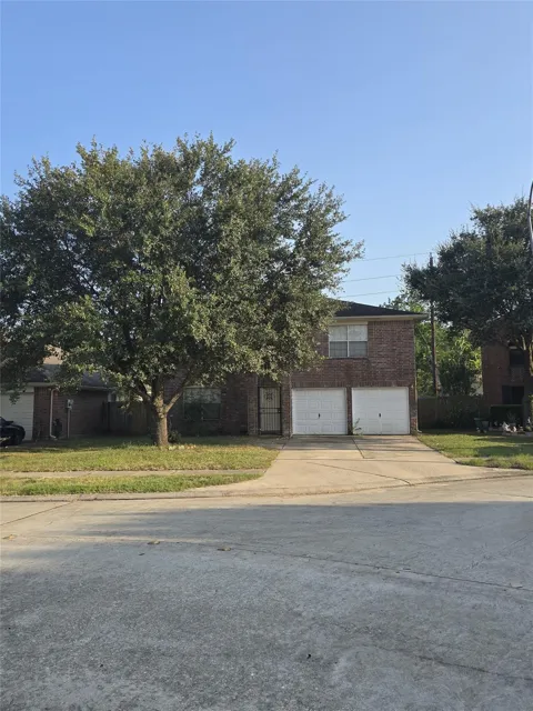 3006 Greenbriar Springs Drive