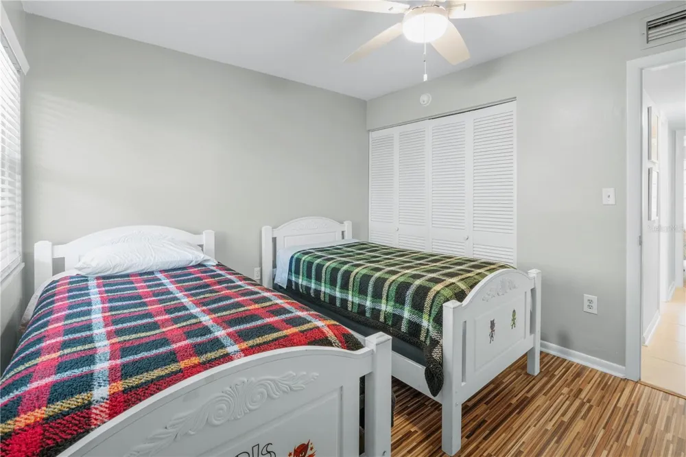 7801 11TH STREET #302 St Petersburg, FL 33702