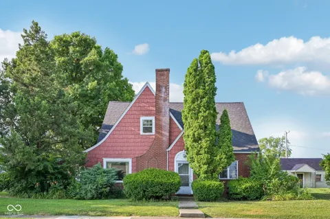 327 E 37th Street