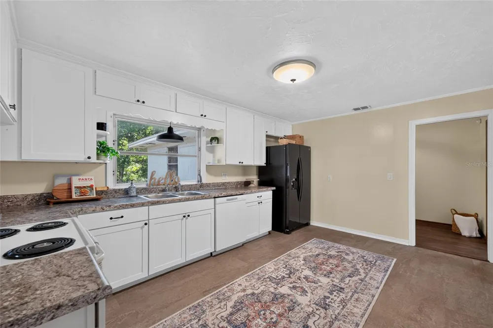 13725 10TH STREET Dade City, FL 33525