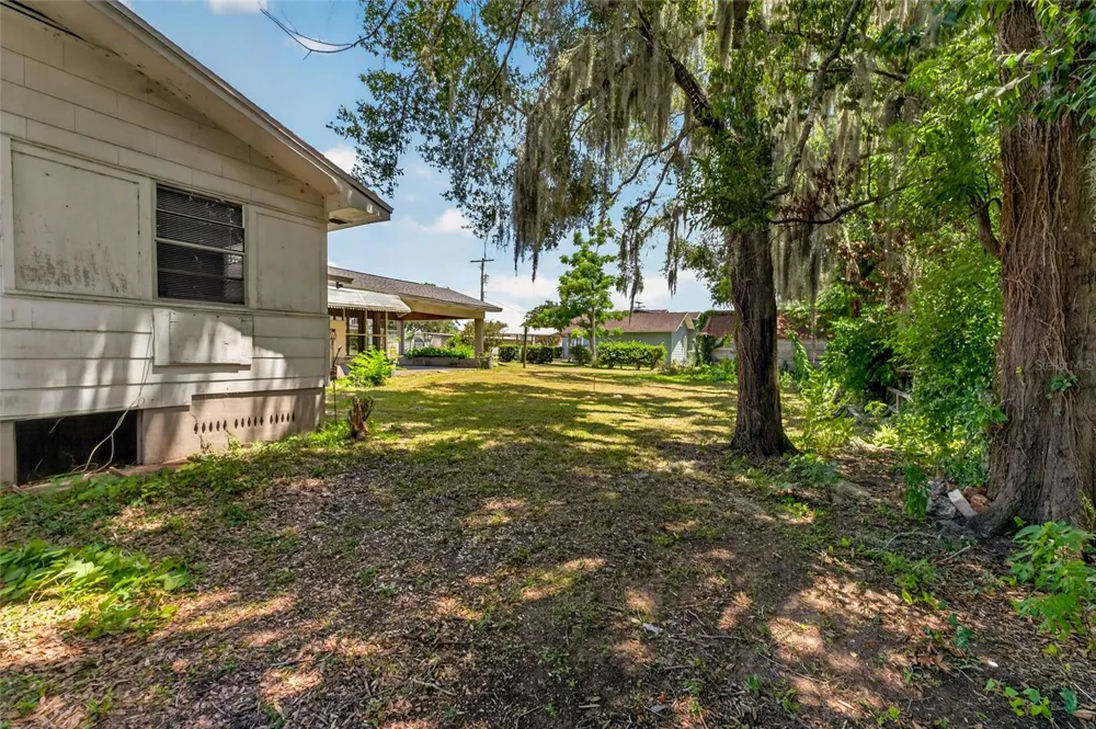 13725 10TH STREET Dade City, FL 33525