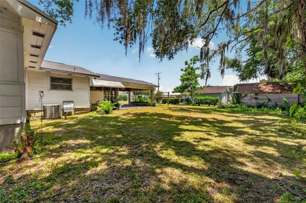 13725 10TH STREET Dade City, FL 33525
