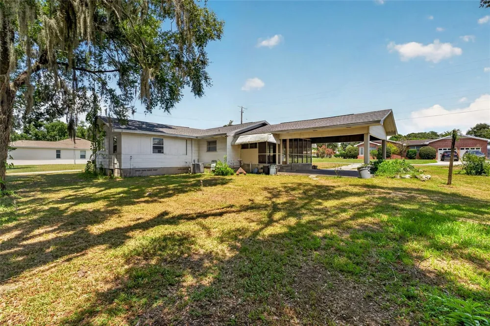 13725 10TH STREET Dade City, FL 33525