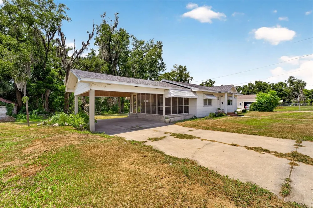 13725 10TH STREET Dade City, FL 33525