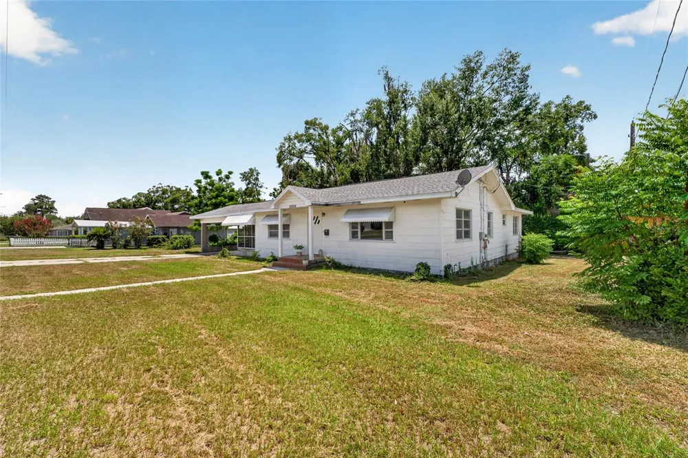 13725 10TH STREET Dade City, FL 33525