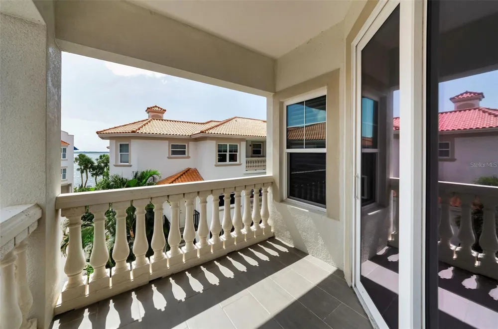 1340 BAYSHORE BOULEVARD #304 Dunedin, FL 34698