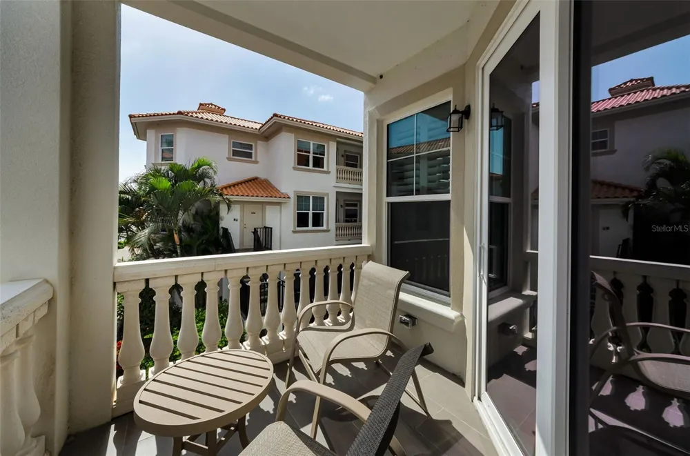 1340 BAYSHORE BOULEVARD #304 Dunedin, FL 34698