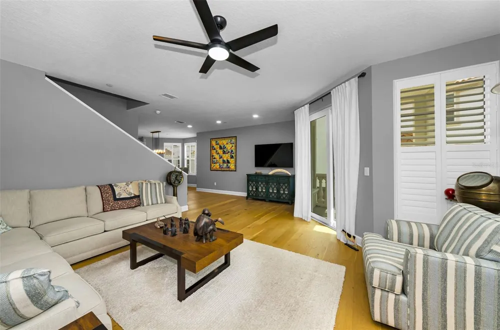 1340 BAYSHORE BOULEVARD #304 Dunedin, FL 34698