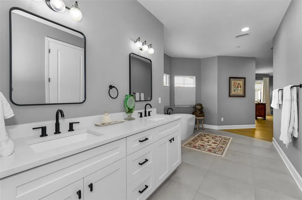1340 BAYSHORE BOULEVARD #304 Dunedin, FL 34698