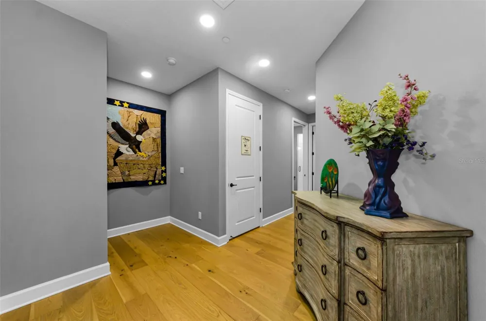 1340 BAYSHORE BOULEVARD #304 Dunedin, FL 34698