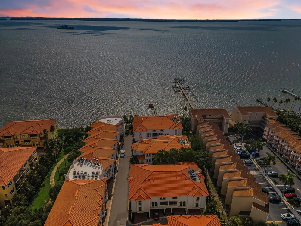 1340 BAYSHORE BOULEVARD #304 Dunedin, FL 34698
