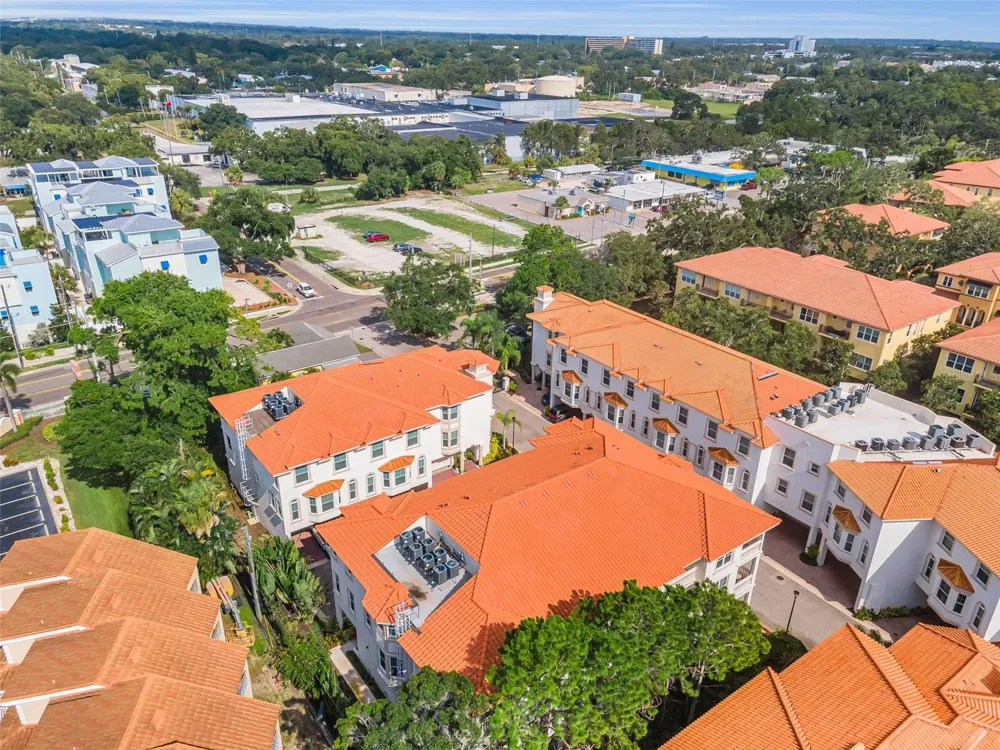 1340 BAYSHORE BOULEVARD #304 Dunedin, FL 34698