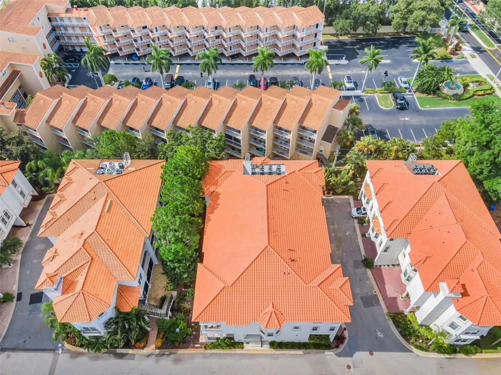 1340 BAYSHORE BOULEVARD #304 Dunedin, FL 34698