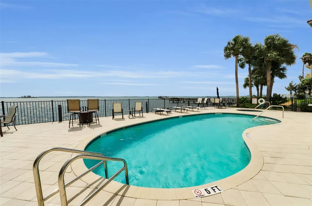 1340 BAYSHORE BOULEVARD #304 Dunedin, FL 34698