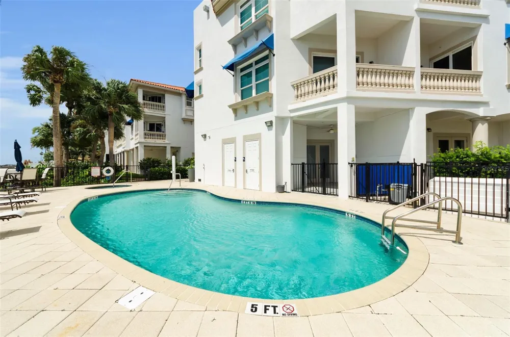 1340 BAYSHORE BOULEVARD #304 Dunedin, FL 34698