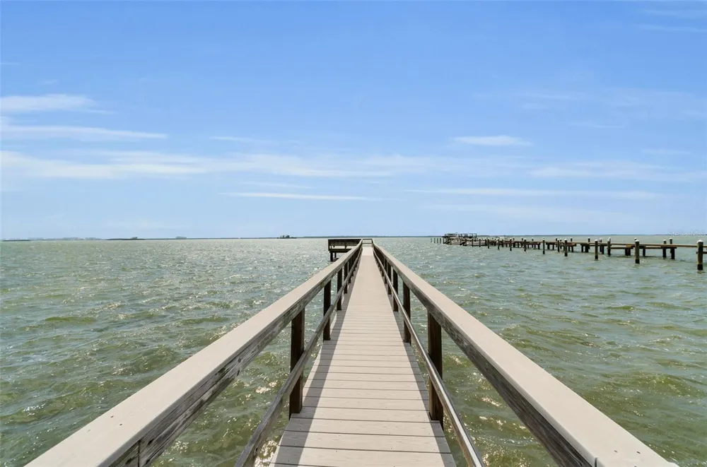 1340 BAYSHORE BOULEVARD #304 Dunedin, FL 34698