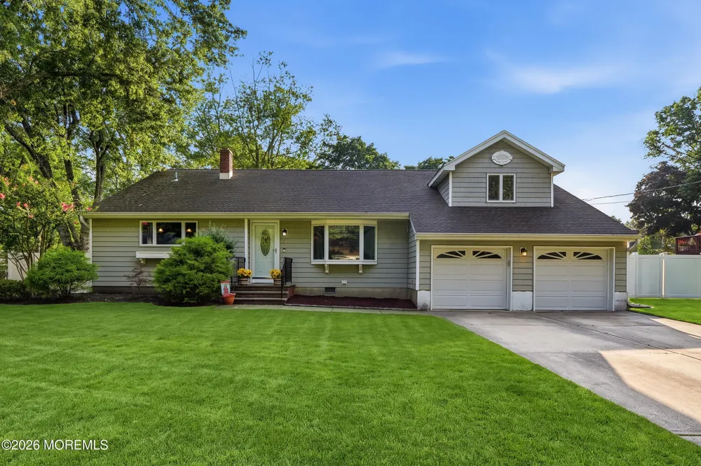 14 Lynn Drive Ocean, NJ 07712
