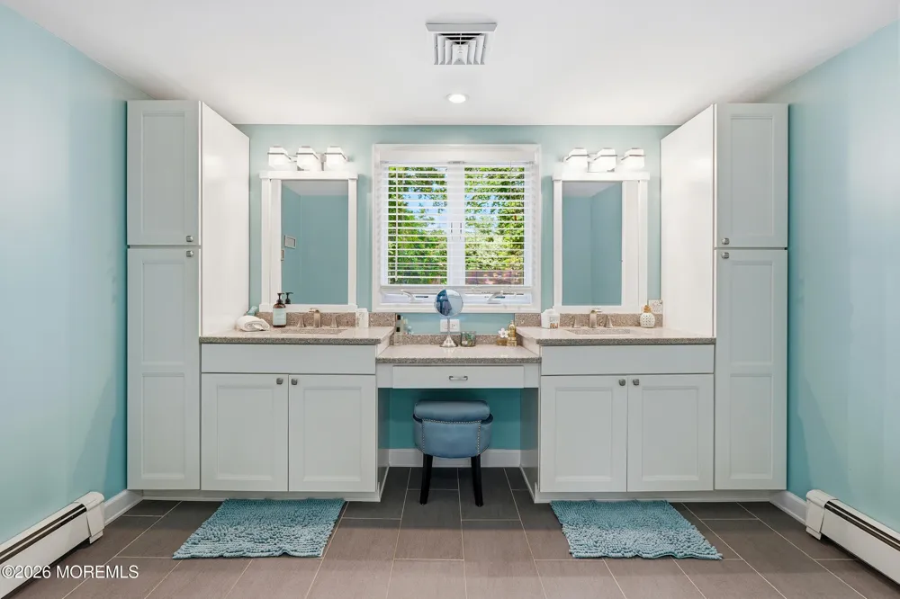 14 Lynn Drive Ocean, NJ 07712