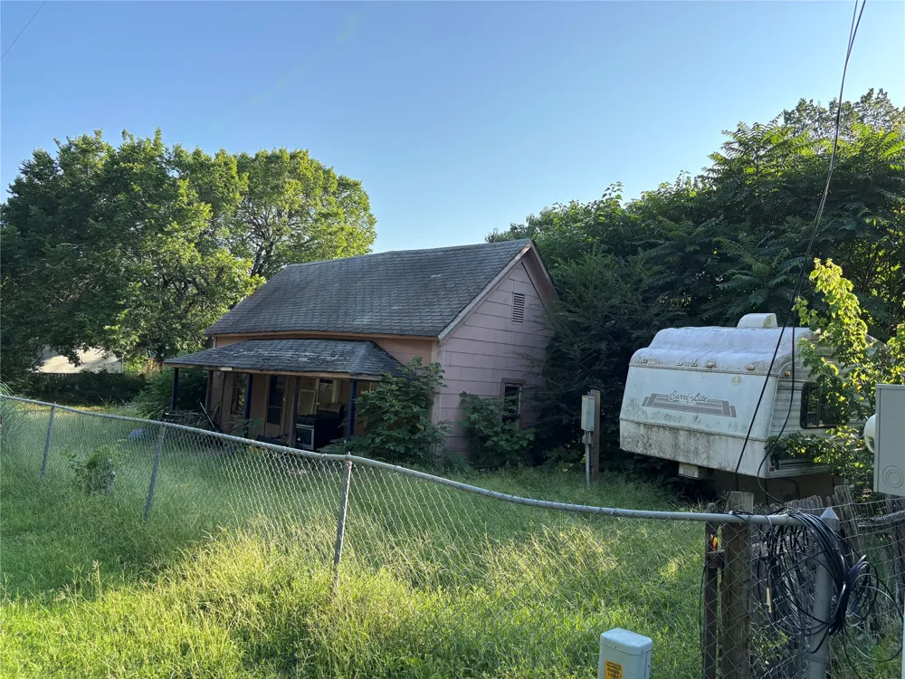 11 Main Street Hendrix, OK 74741