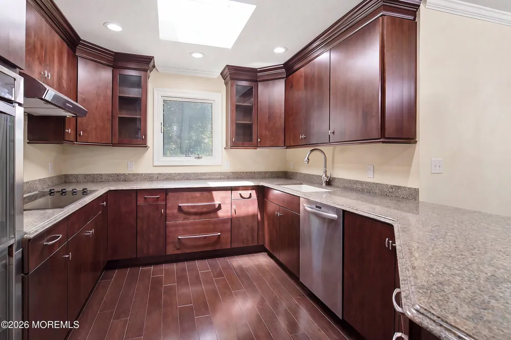 29 Brian Road Edison, NJ 08817
