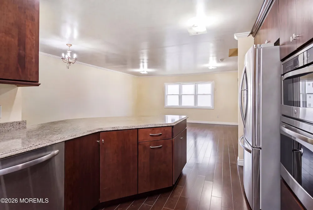 29 Brian Road Edison, NJ 08817
