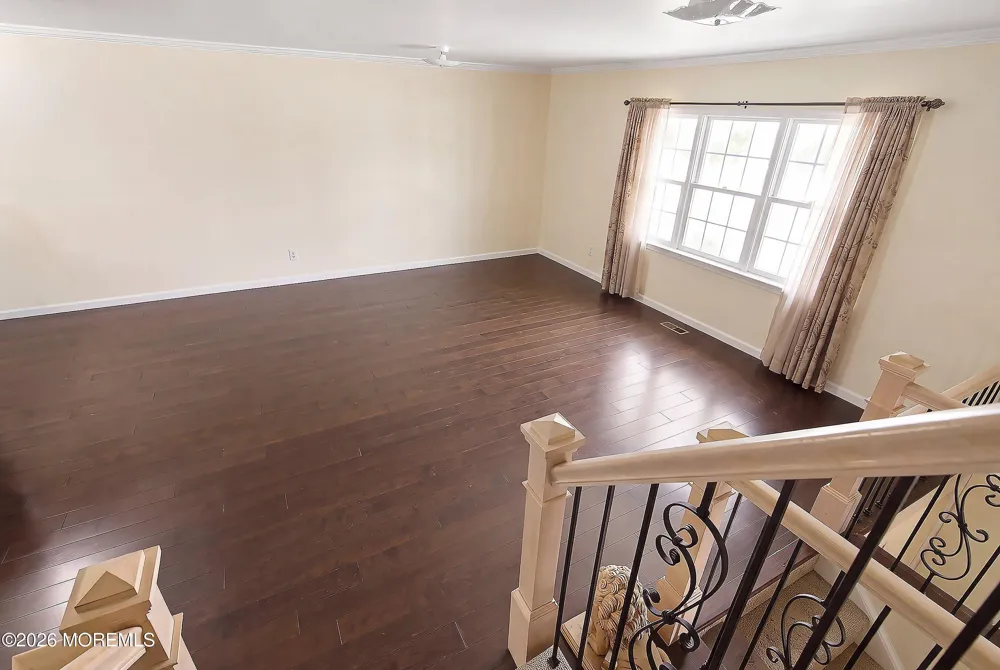 29 Brian Road Edison, NJ 08817