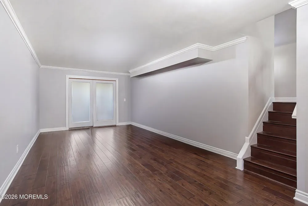 29 Brian Road Edison, NJ 08817
