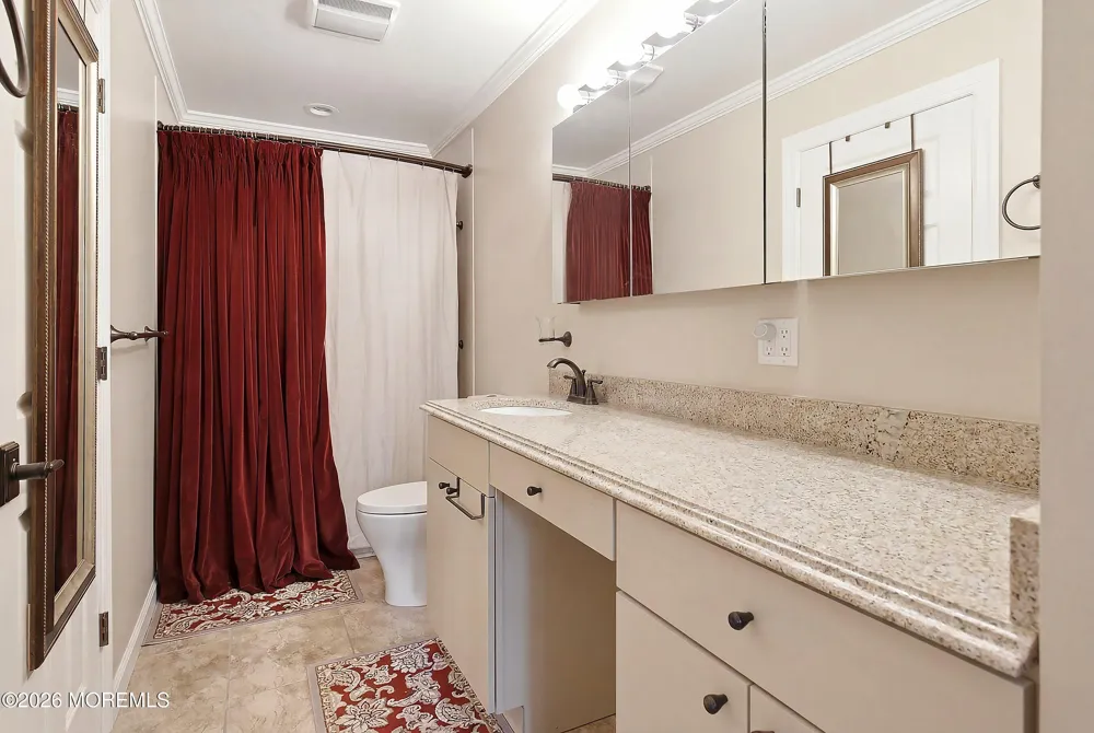 29 Brian Road Edison, NJ 08817