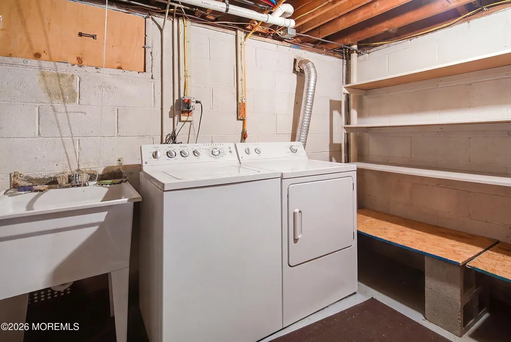 29 Brian Road Edison, NJ 08817