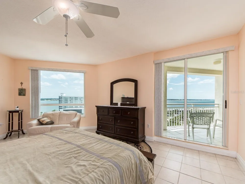 1180 GULF BOULEVARD #906 Clearwater Beach, FL 33767