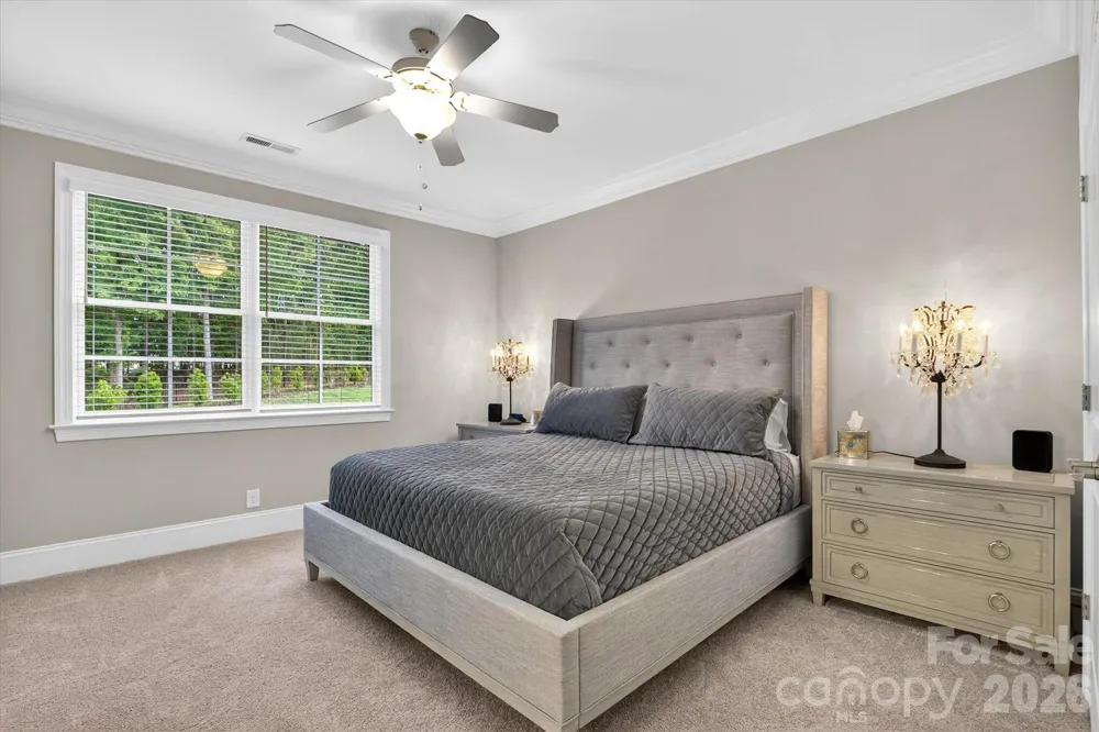 1115 Shelton Oaks Court Matthews, NC 28105