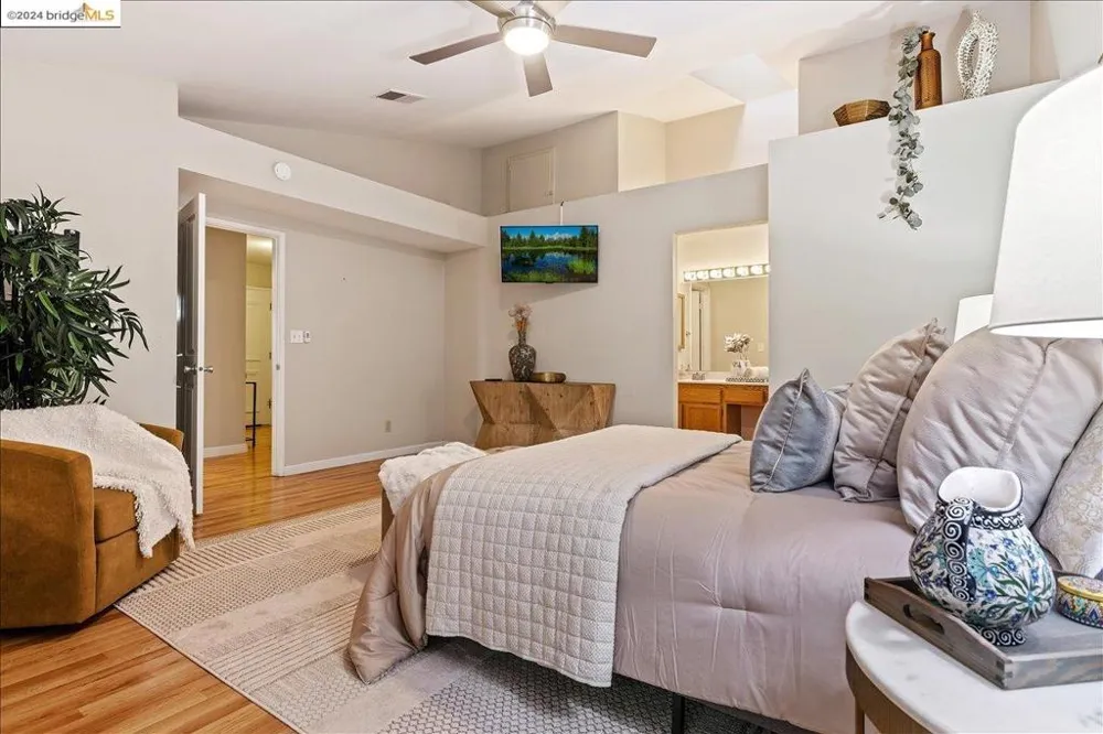 247 Heron Dr Pittsburg, CA 94565