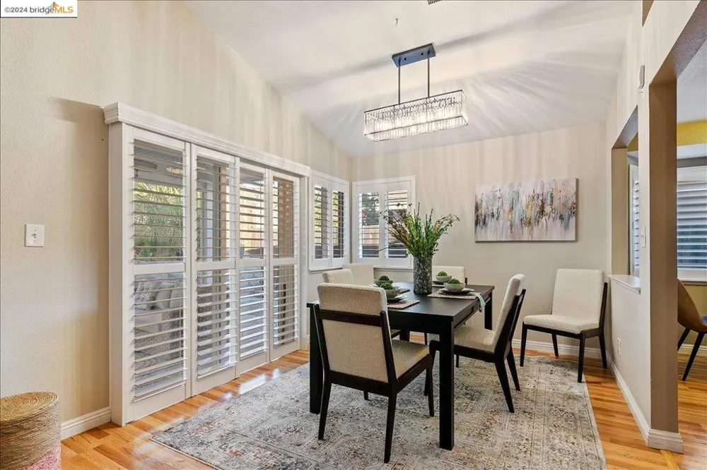 247 Heron Dr Pittsburg, CA 94565