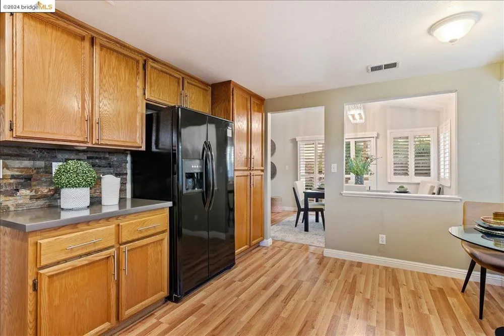 247 Heron Dr Pittsburg, CA 94565