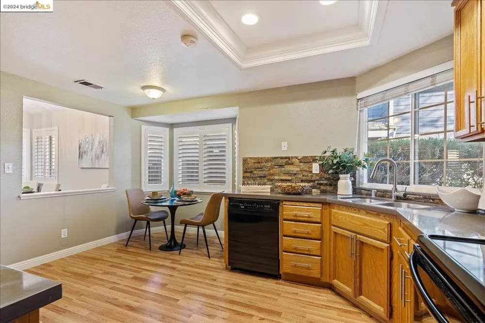 247 Heron Dr Pittsburg, CA 94565