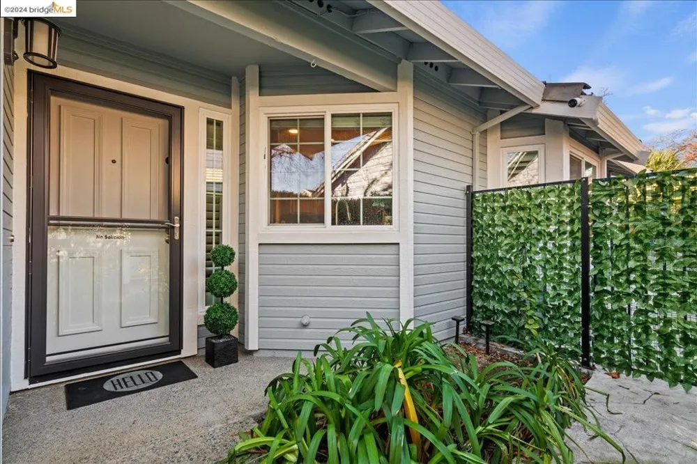 247 Heron Dr Pittsburg, CA 94565