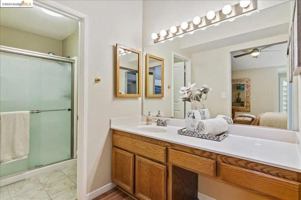 247 Heron Dr Pittsburg, CA 94565