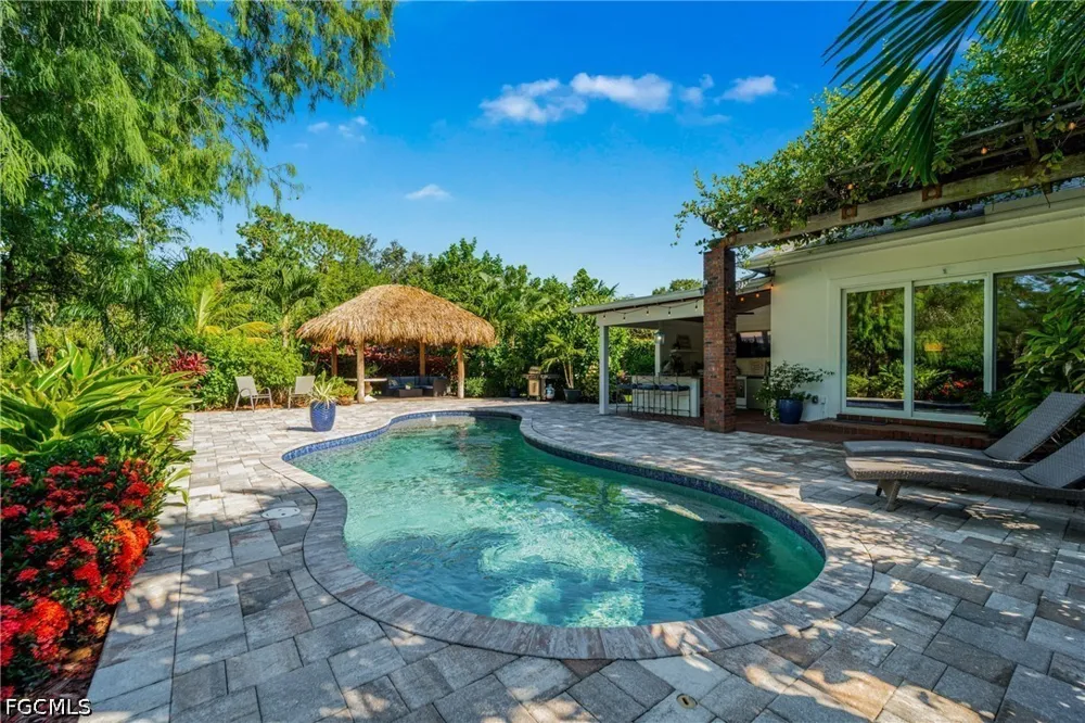 Pine Villa Lane Fort Myers, FL 33912