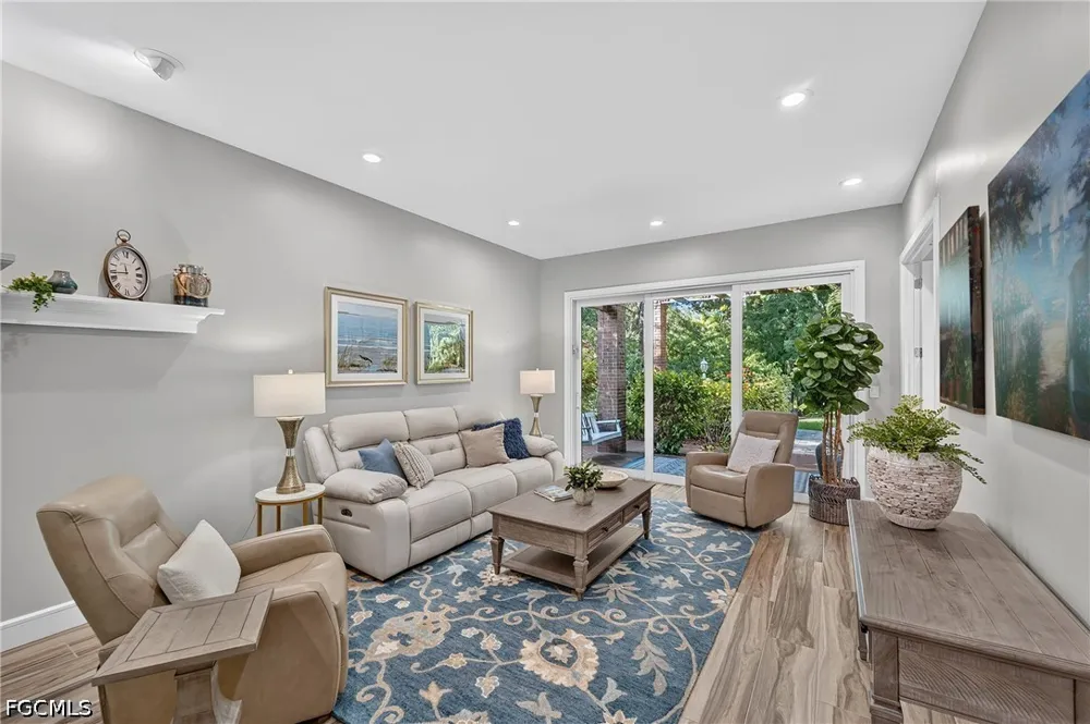 Pine Villa Lane Fort Myers, FL 33912