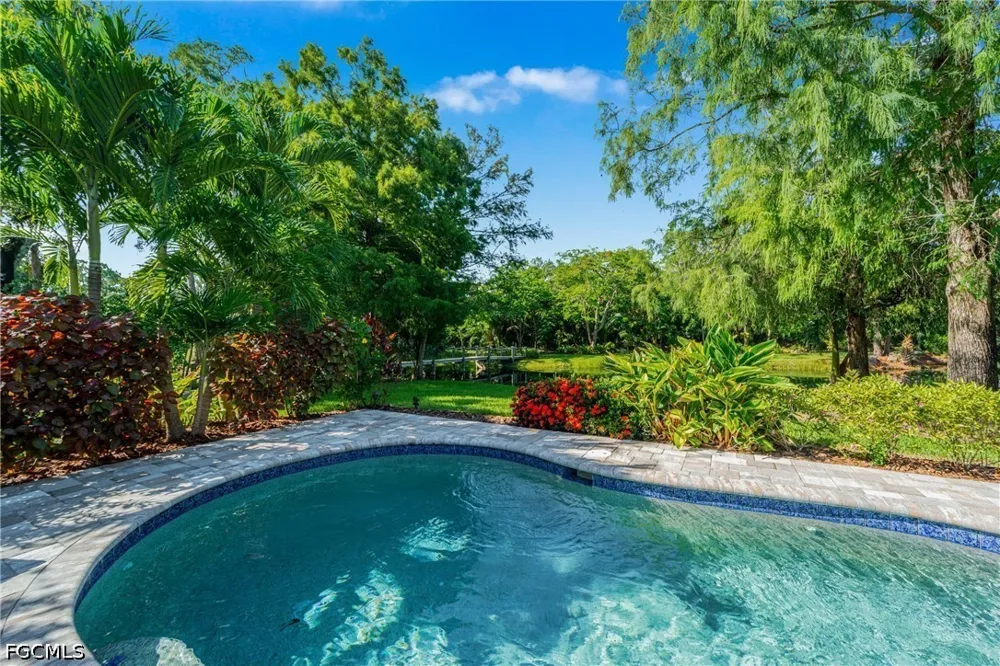 Pine Villa Lane Fort Myers, FL 33912