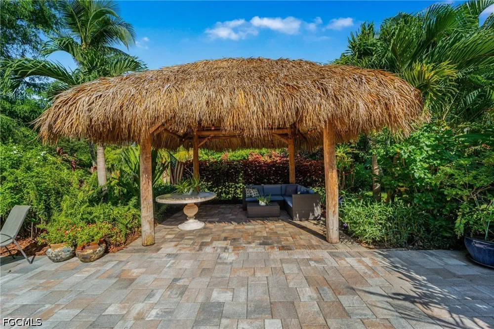 Pine Villa Lane Fort Myers, FL 33912