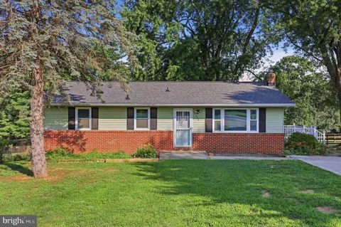608 OAK TREE ROAD