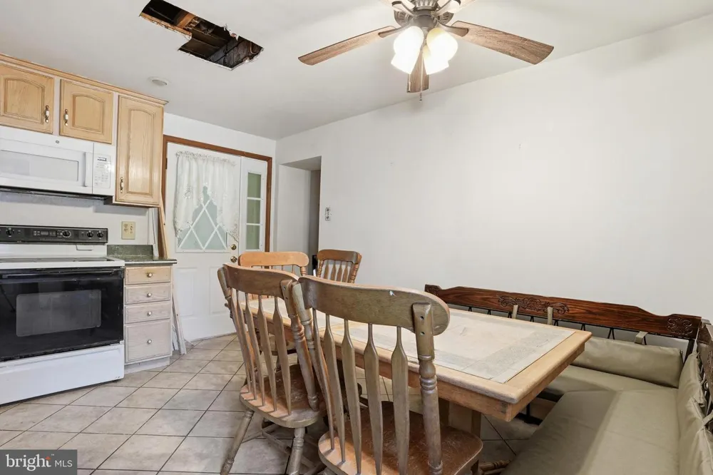 2049 ROUTE 313 Quakertown, PA 18951